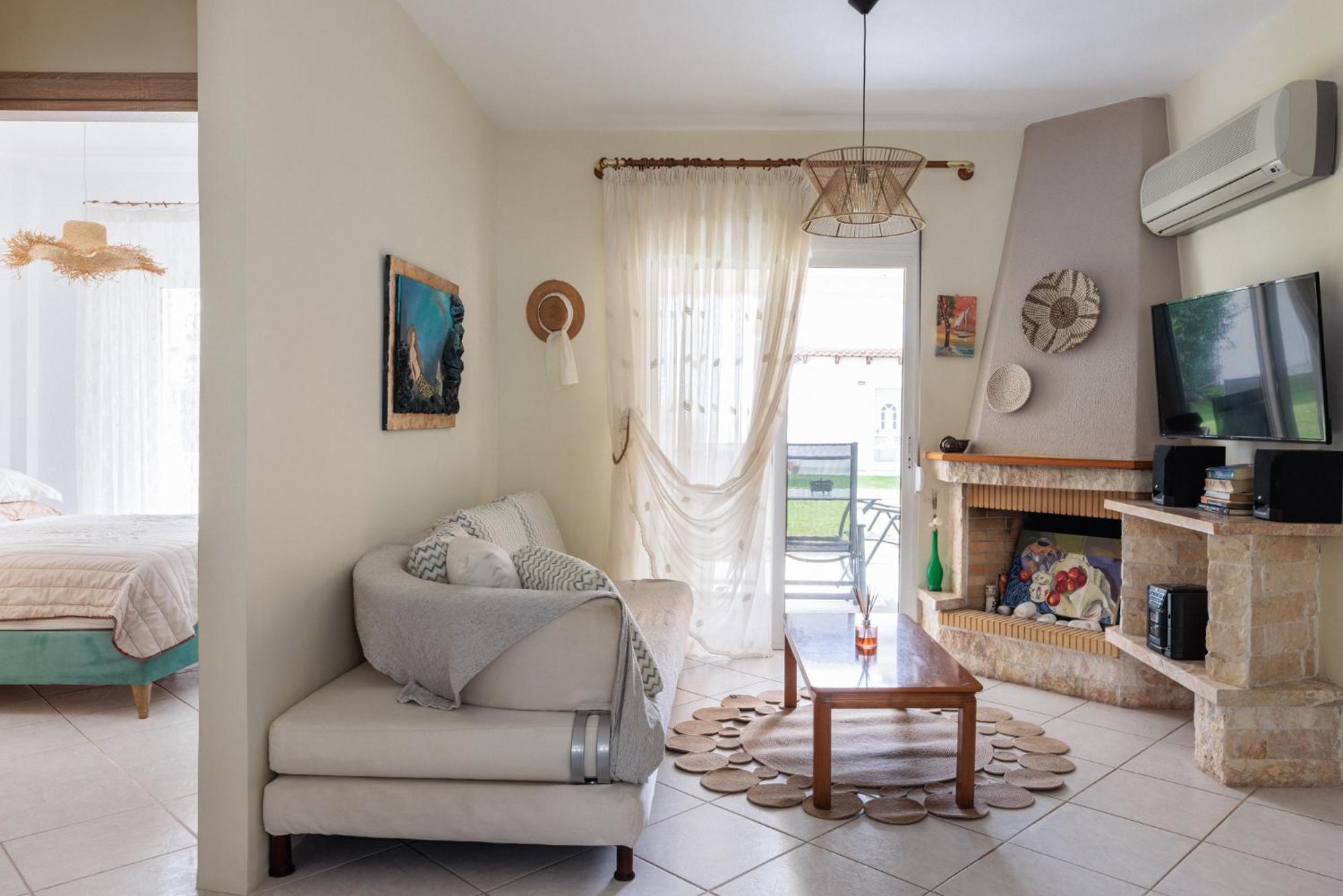 Apartment Next To The Sea Paralia Dionysiou Luaran gambar